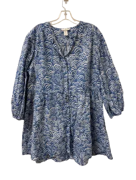 Dress Casual Short By H&m  Size: M