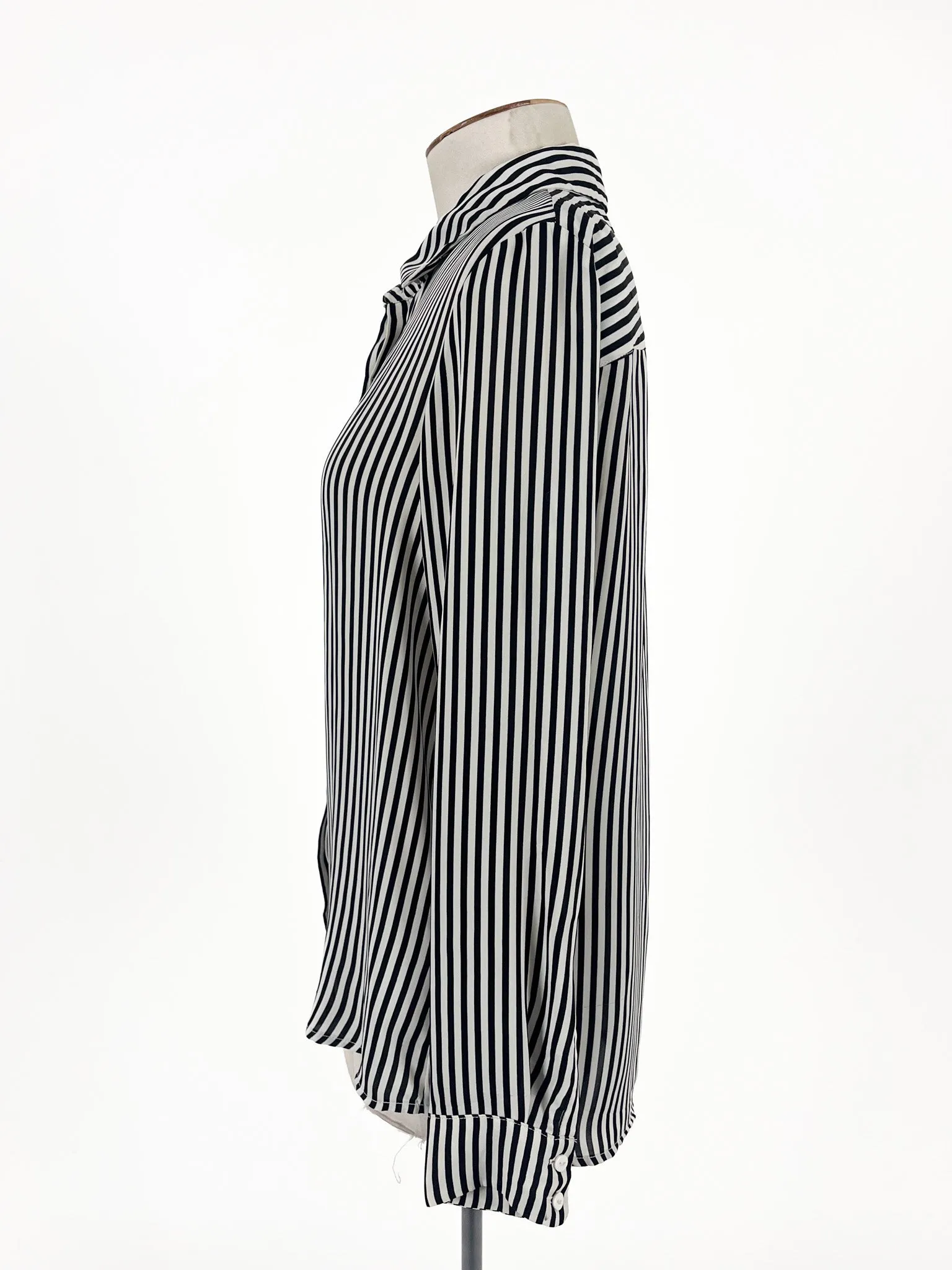 H&M | White Casual Top | Size 8