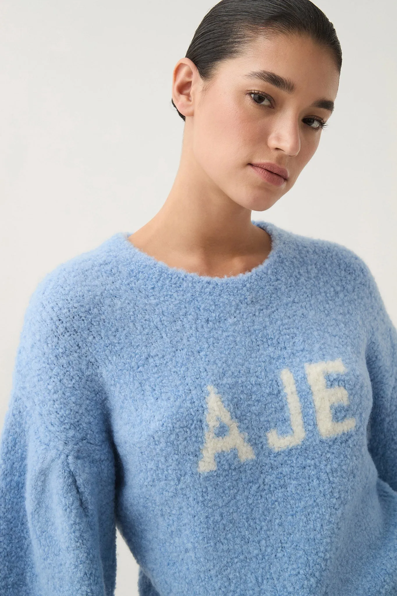 Moment Logo Knit