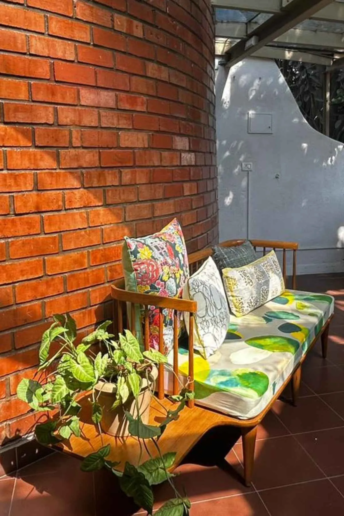 Nara Sofa